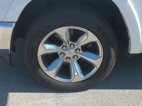 Used 2021 RAM 1500 Limited AWD/4WD image 12