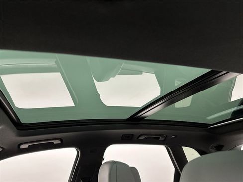 Used 2020 Audi SQ5 Premium Plus w/ Premium Plus Package image 22