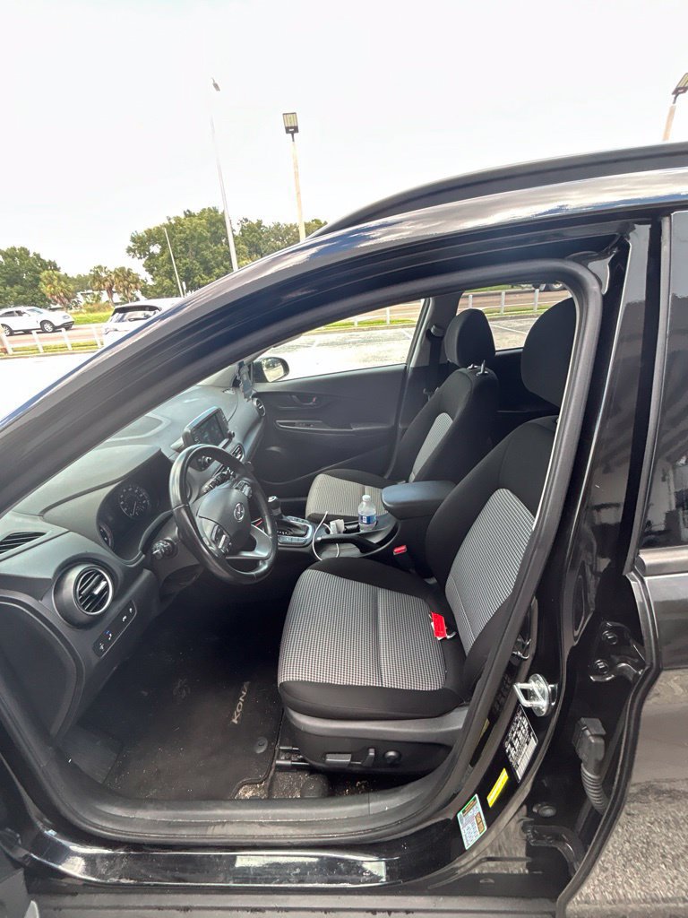 Used 2021 Hyundai Kona SEL Plus w/ Cargo Package AWD/4WD image 3