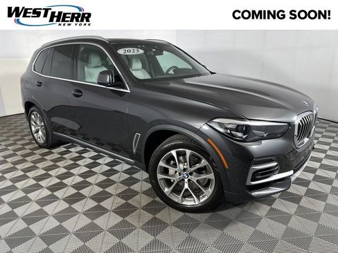 Certified 2023 BMW X5 xDrive40i w/ Premium Package AWD/4WD image 1