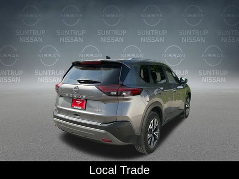 Used 2023 Nissan Rogue SV w/ SV Premium B Package FWD image 7