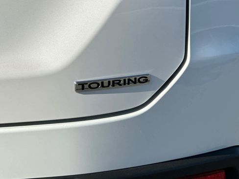 Certified 2025 Honda Pilot Touring image 34