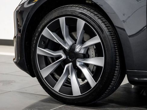 Used 2025 Tesla Model 3 Long Range image 58