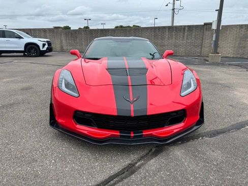 Used 2016 Chevrolet Corvette Z06 w/ 3LZ Preferred Equipment Group RWD image 2