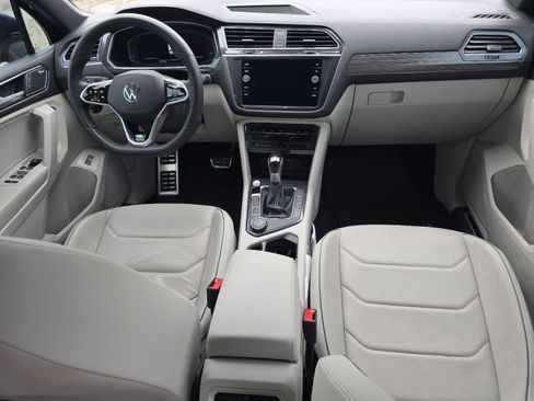Used 2022 Volkswagen Tiguan SEL R-Line AWD/4WD image 22