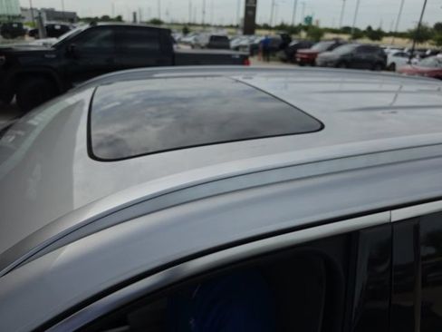 Used 2022 Hyundai Palisade SEL w/ 8P Bench Seat Package FWD image 1