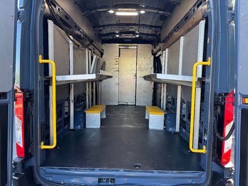 Used 2019 Ford Transit 250 148 High Roof Extended image 8