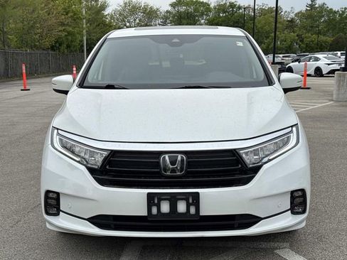 Used 2021 Honda Odyssey Touring image 2