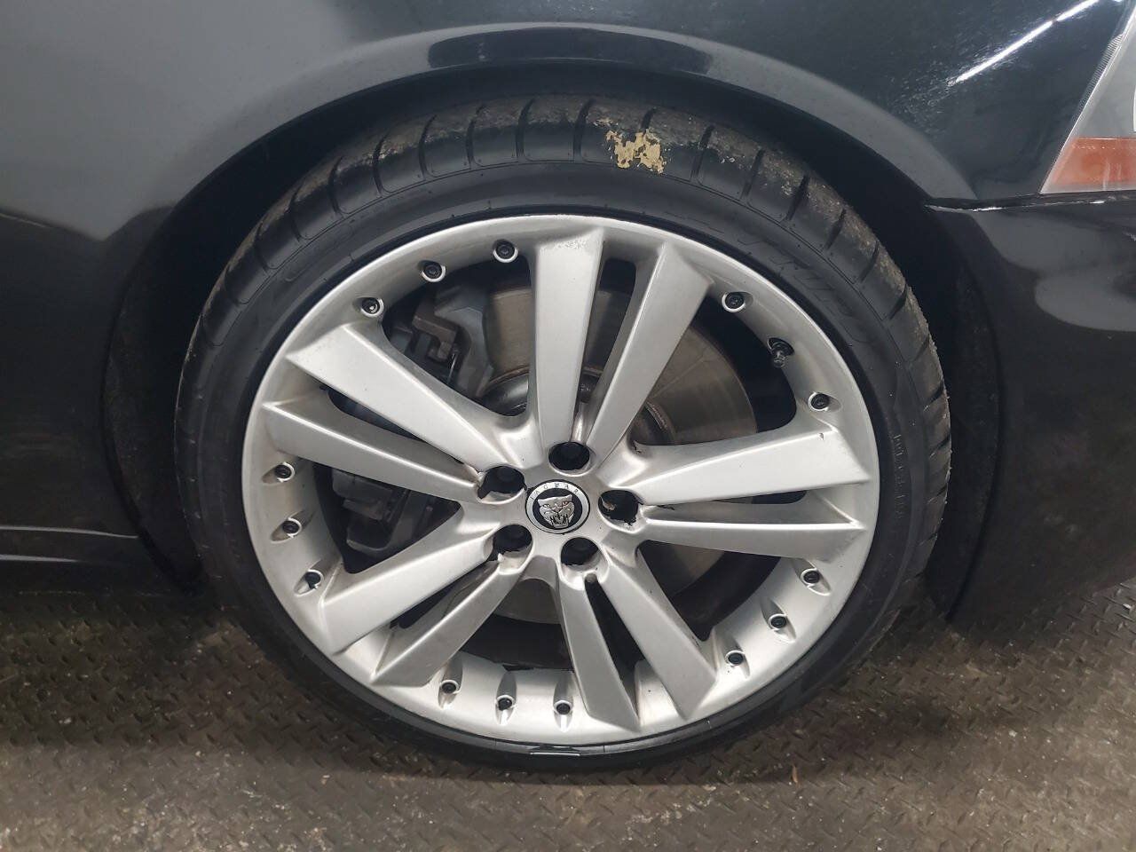 Used 2010 Jaguar XKR R RWD image 15
