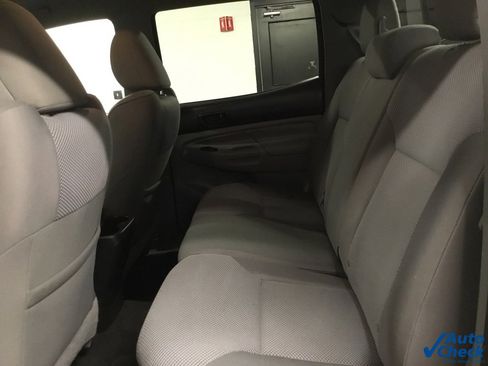 Used 2012 Toyota Tacoma 4x4 Double Cab image 29