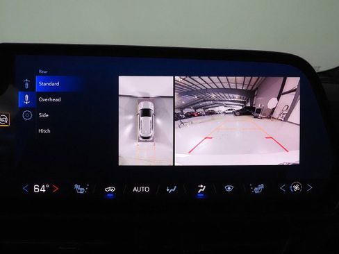 Used 2024 Chevrolet Equinox EV RS image 28