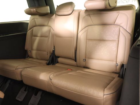 New 2026 Lincoln Navigator Black Label AWD/4WD image 14