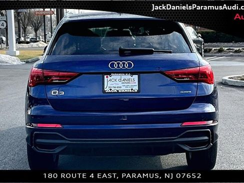 New 2025 Audi Q3 2.0T Premium image 4