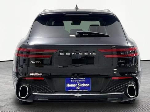 Used 2025 Genesis GV70 2.5T AWD/4WD image 4