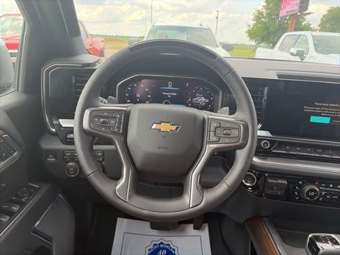 New 2026 Chevrolet Silverado 1500 High Country AWD/4WD image 15