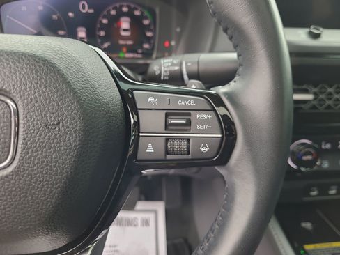 Certified 2023 Honda Accord Touring image 27