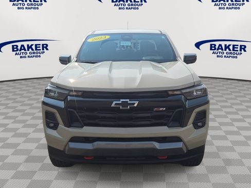 Used 2023 Chevrolet Colorado Z71 w/ Z71 Convenience Package 2 AWD/4WD image 8