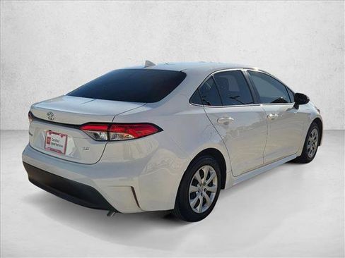 Certified 2024 Toyota Corolla LE image 5