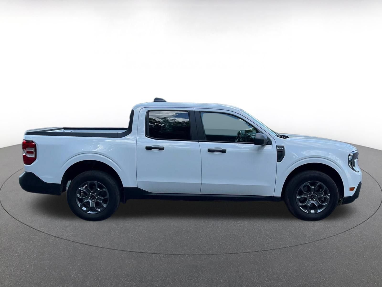 Used 2026 Ford Maverick XLT w/ Equipment Group 301A AWD/4WD image 32