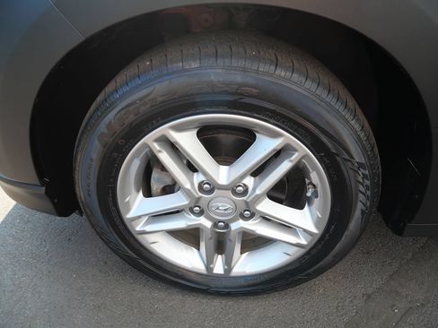 Used 2021 Hyundai Kona SE FWD image 35