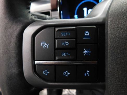 Used 2022 Ford F150 Lariat w/ Equipment Group 502A High image 23