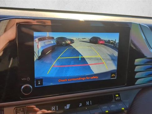 Certified 2025 Toyota Camry SE image 14