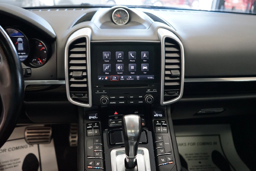 Used 2017 Porsche Cayenne S AWD/4WD image 7