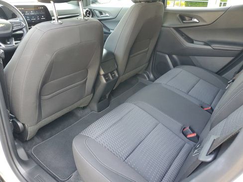 Used 2026 Chevrolet Equinox LT FWD image 12