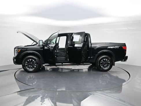 Used 2024 Nissan Titan PRO-4X w/ Pro-4x Convenience Package AWD/4WD image 29