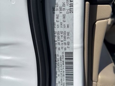 Used 2015 Jeep Grand Cherokee Limited w/ Trailer Tow Group IV AWD/4WD image 40