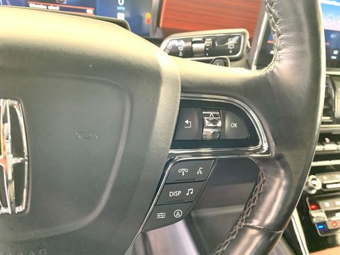 Used 2024 Lincoln Navigator L 4WD image 40