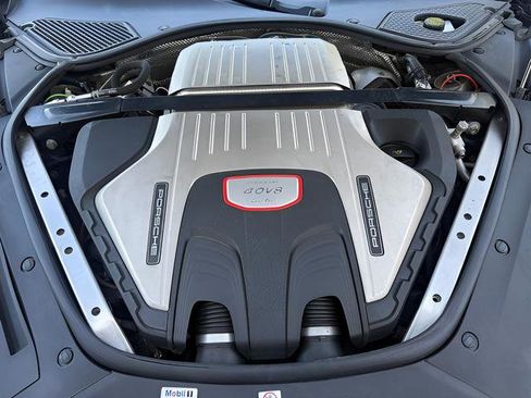 Used 2018 Porsche Panamera Turbo Executive image 28