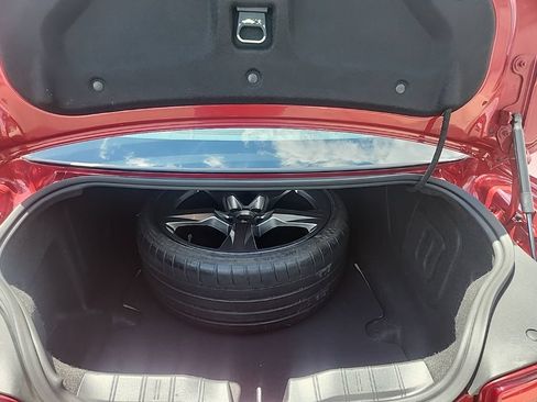 Used 2016 Chevrolet Camaro SS RWD image 12
