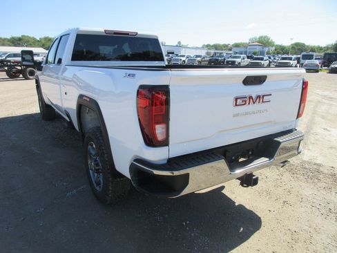 New 2026 GMC Sierra 3500 SLE w/ SLE Value Package AWD/4WD image 7