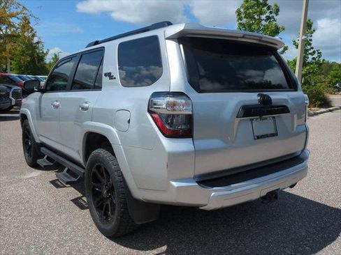 Certified 2022 Toyota 4Runner TRD Off-Road AWD/4WD image 4