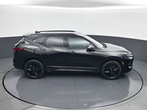Used 2025 Chevrolet Blazer RS w/ Driver Confidence II Package AWD/4WD image 16