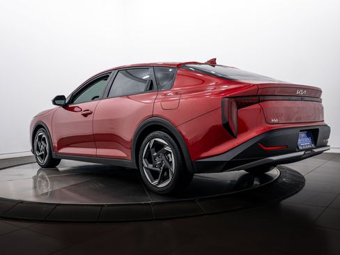 Used 2025 Kia K4 EX FWD image 5