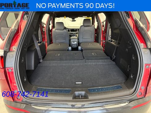 Used 2024 Buick Enclave Premium AWD/4WD image 41