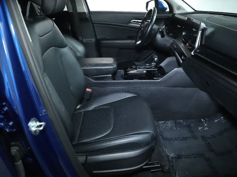 Used 2023 Kia Sportage EX FWD image 36