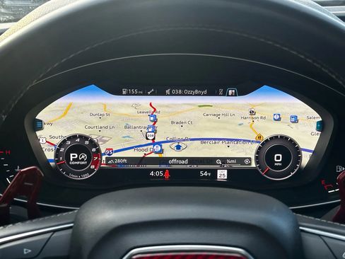 Used 2018 Audi SQ5 Prestige w/ Prestige Package image 15