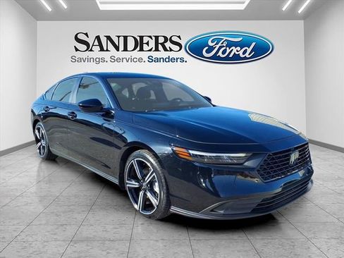 Used 2024 Honda Accord Sport image 1