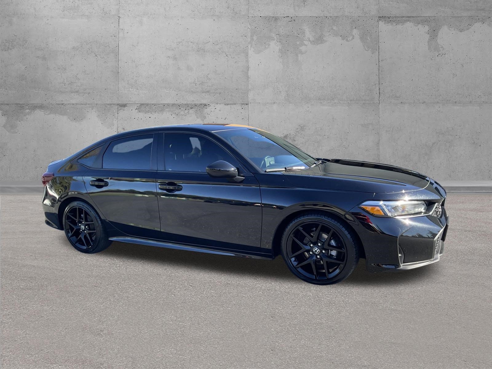Used 2025 Honda Civic Sport image 1
