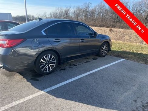 Used 2019 Subaru Legacy 2.5i Premium image 2