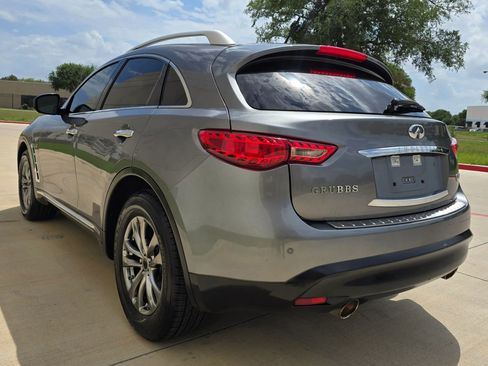 Used 2015 INFINITI QX70 2WD w/ Premium Package image 6
