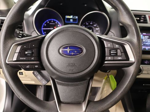 Used 2019 Subaru Legacy 2.5i AWD/4WD image 3
