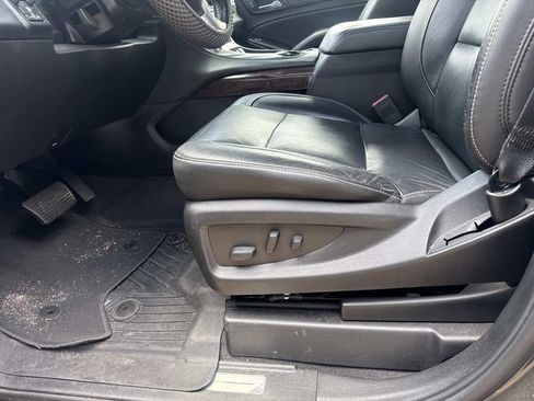 Used 2019 GMC Yukon SLT w/ HD Trailering Package RWD image 17