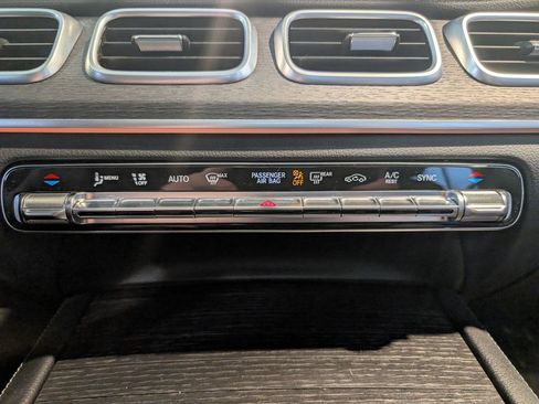 Used 2022 Mercedes-Benz GLE 450 4MATIC image 22