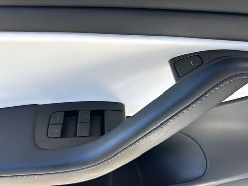 Used 2020 Tesla Model 3 Long Range image 27