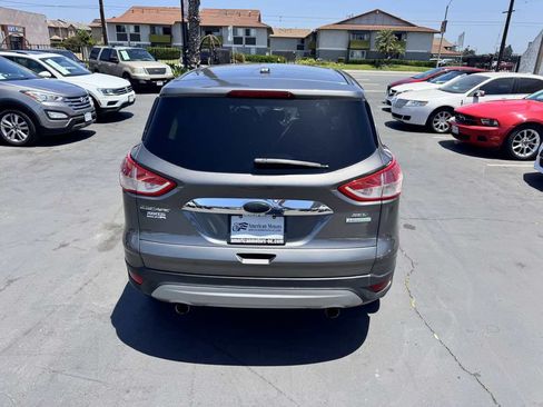 Used 2013 Ford Escape SEL FWD image 4
