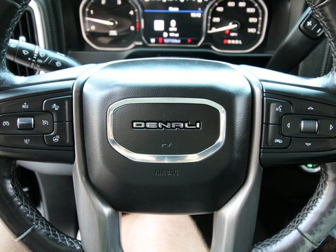 Used 2022 GMC Sierra 2500 Denali w/ Denali Ultimate Package AWD/4WD image 28